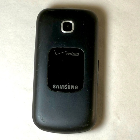 Samsung Gusto SM B311 V Flip Phone
